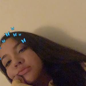 Meet your Posher, Anecia